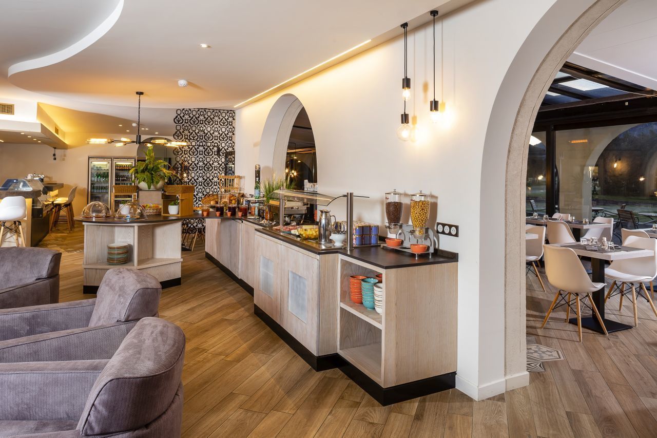 breakfast, lunch, dinner served; french cuisine, garden views