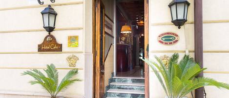 Entrée de l’hébergement