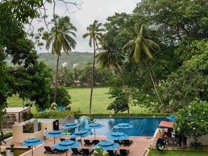 Außenpool, geöffnet von 08:00 Uhr bis 20:00 Uhr, Cabañas (kostenlos)