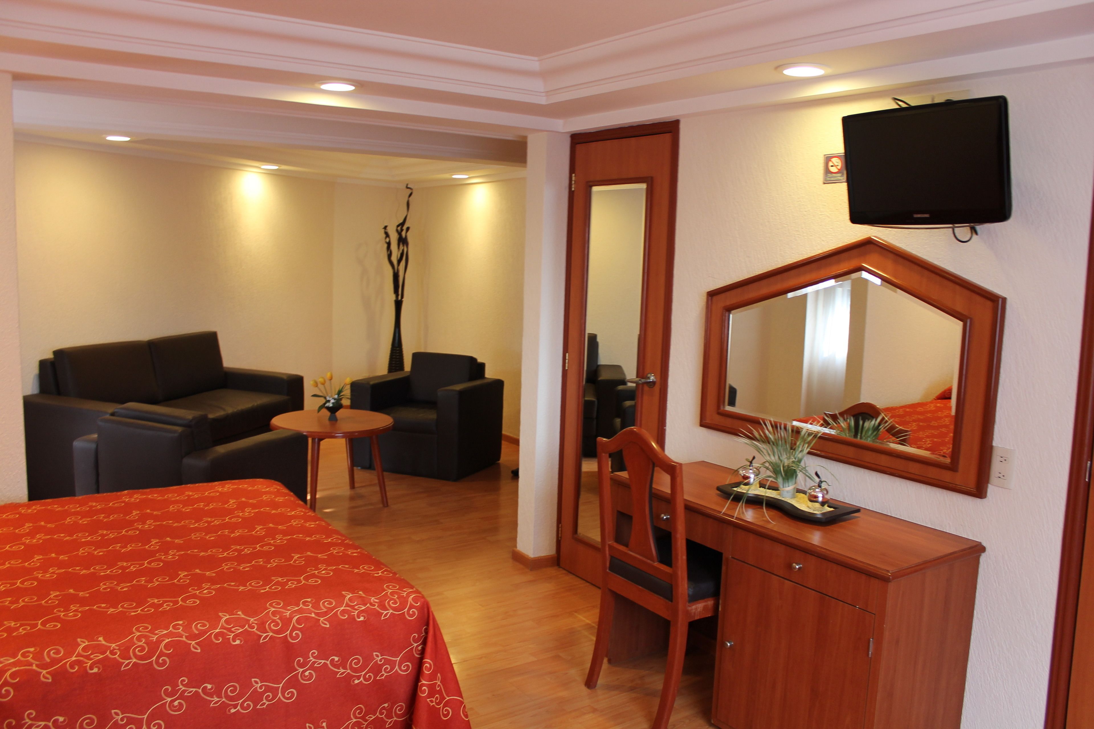 Caja de seguridad en la habitación y wifi gratis 