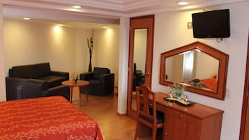 Caja de seguridad en la habitación y wifi gratis