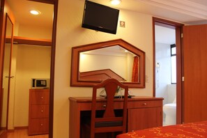 Chambre simple Standard | Coffre-fort, accès au Wi-Fi (inclus)