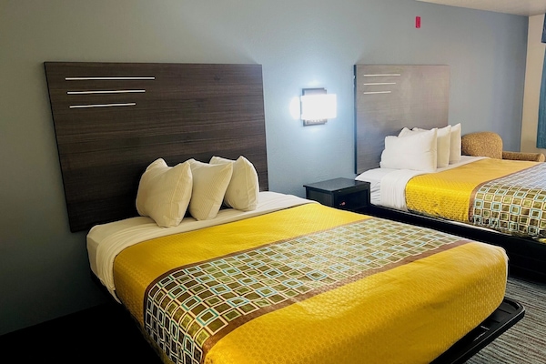 Soundproofing, iron/ironing board, free WiFi, bed sheets