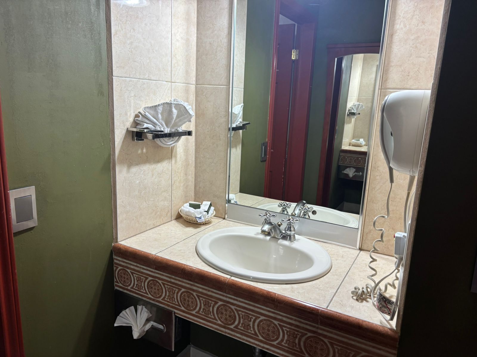 Photo - Baja Inn Hoteles La Mesa