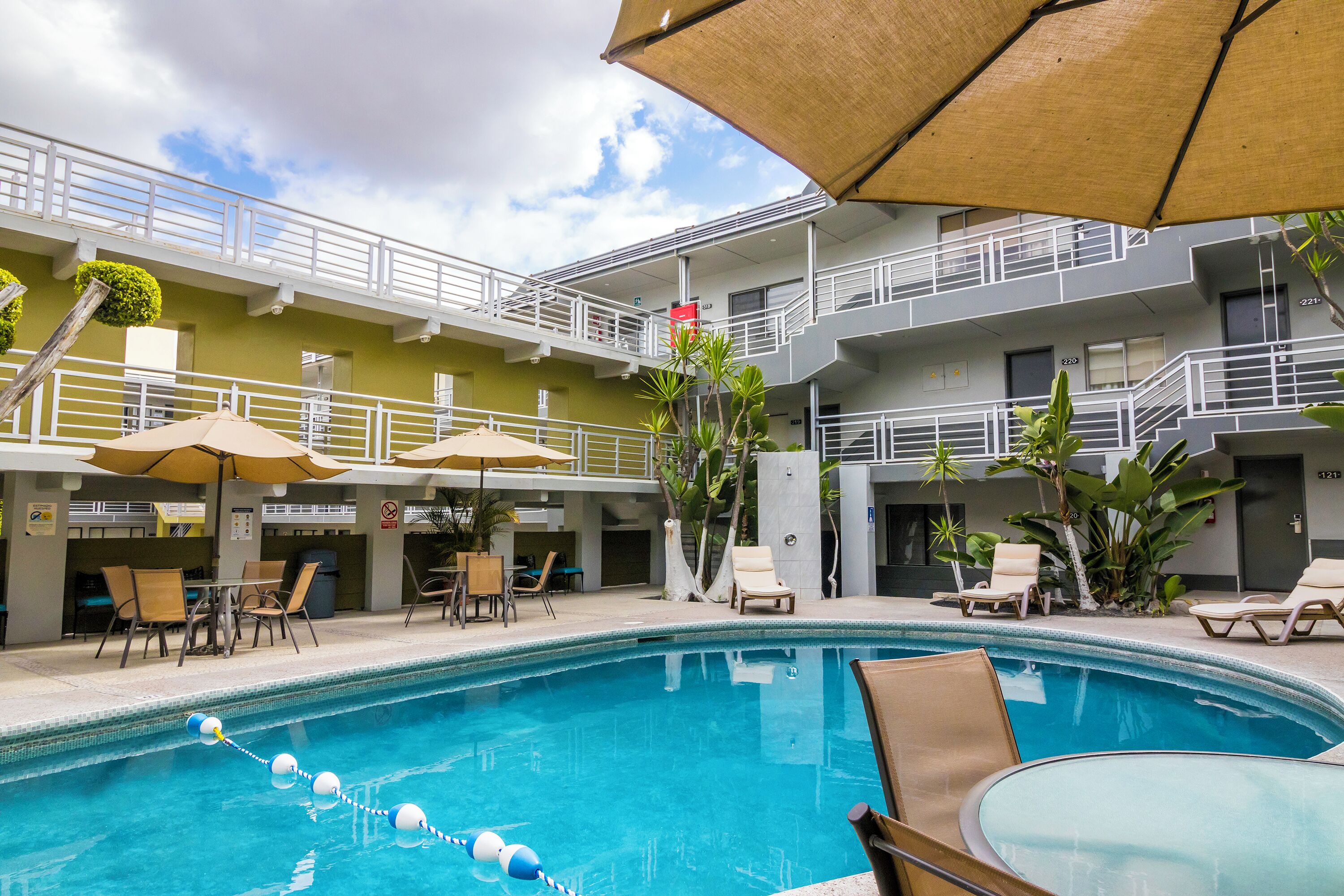 Photo - Baja Inn Hoteles La Mesa