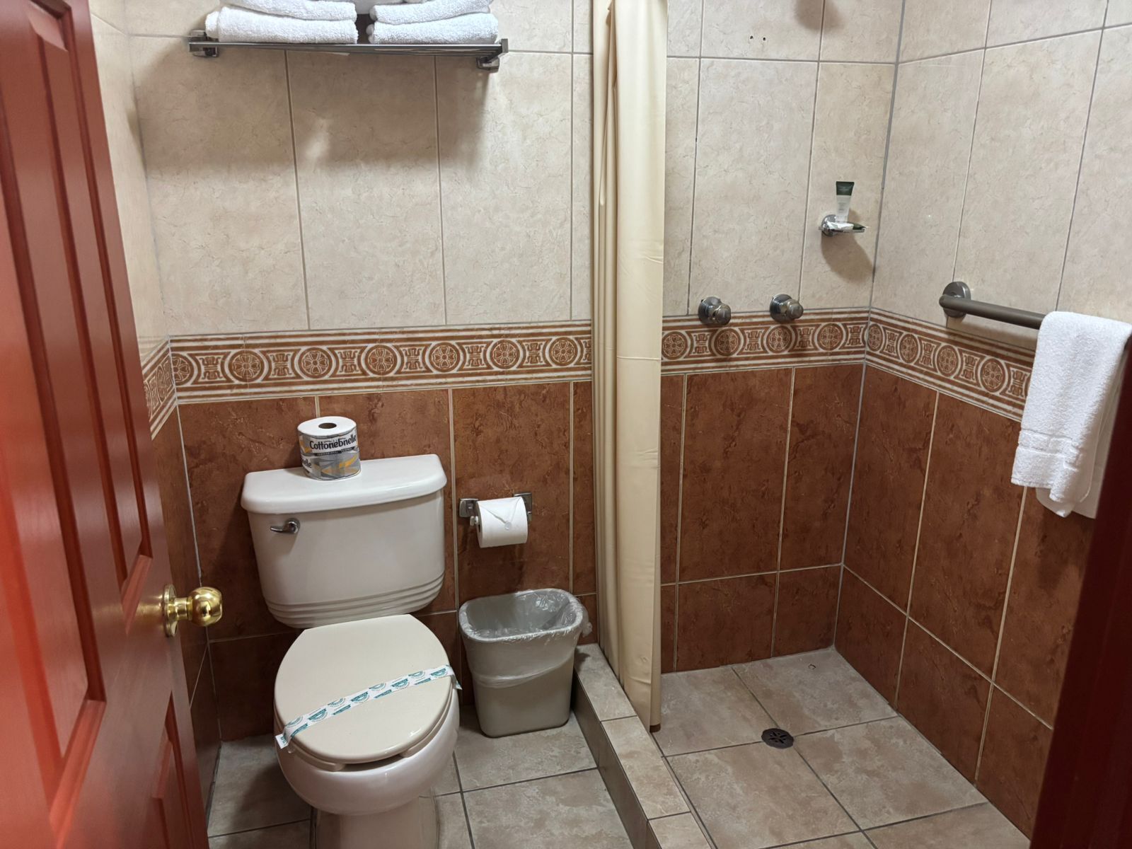 Photo - Baja Inn Hoteles La Mesa