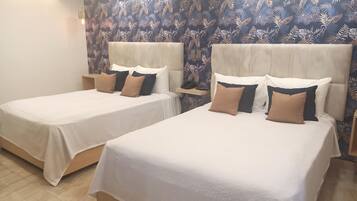 Cortinas blackout, tabla de planchar con plancha y wifi gratis