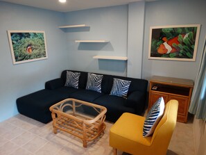 Minibar, in-room safe, desk, rollaway beds - Summer Breeze Hotel (Patong)