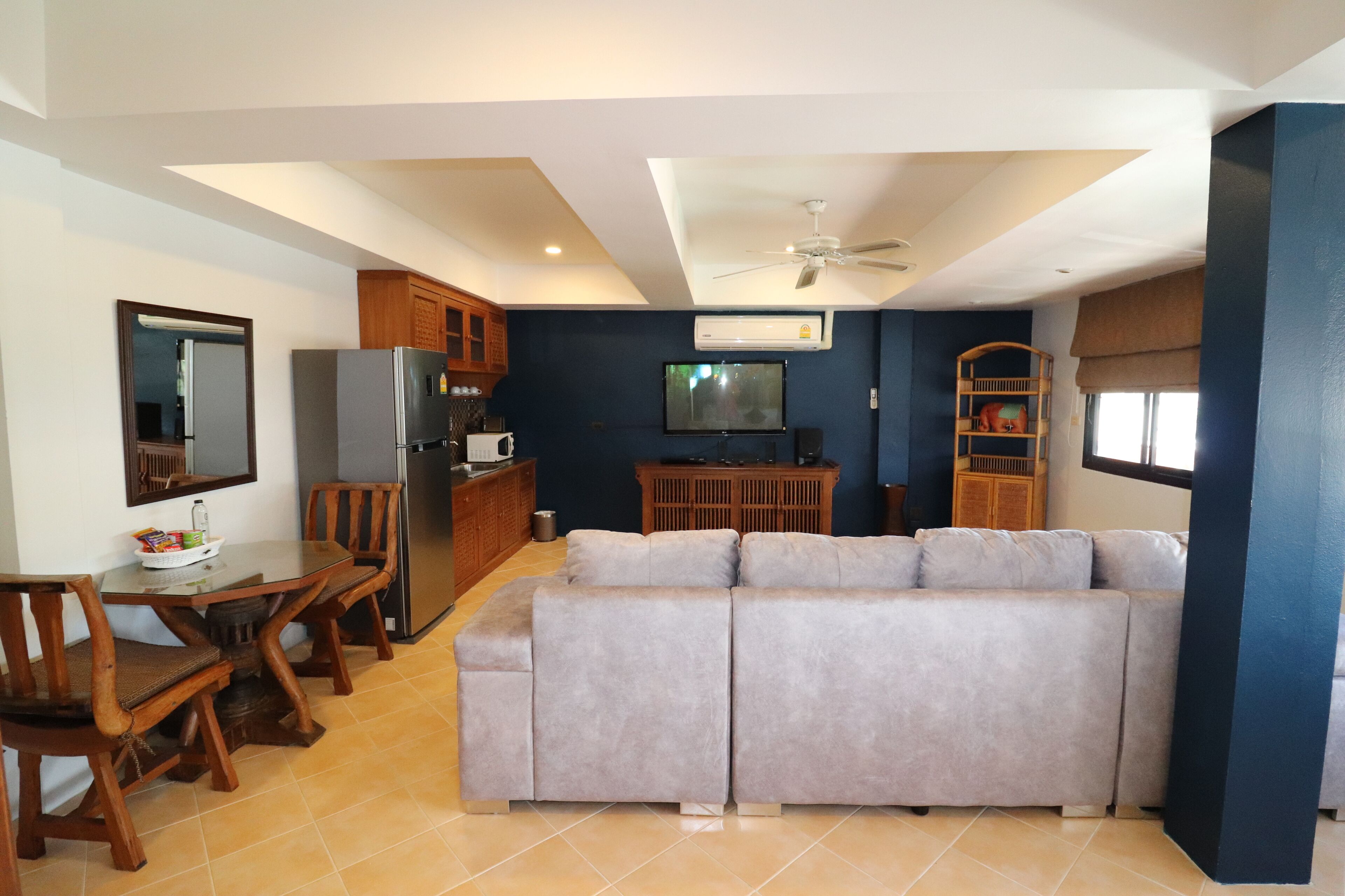 Photo - Summer Breeze Hotel