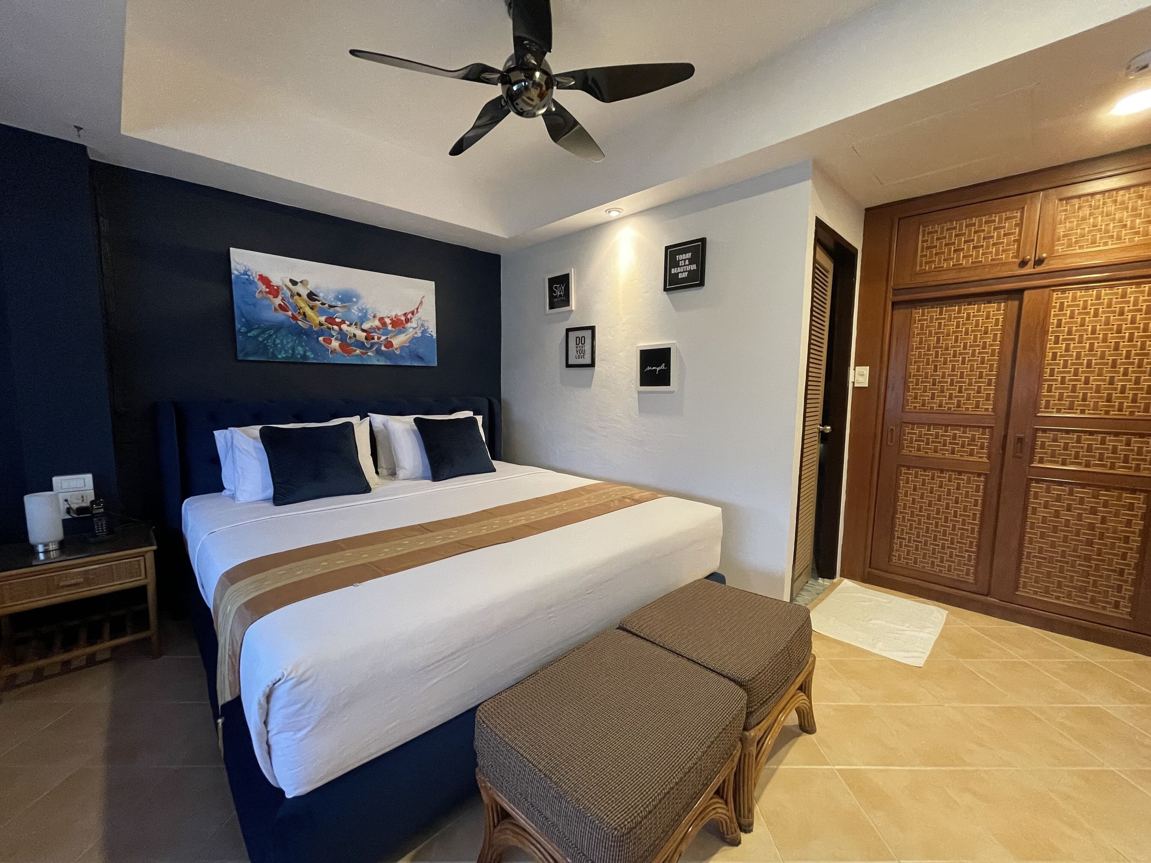 Photo - Summer Breeze Hotel