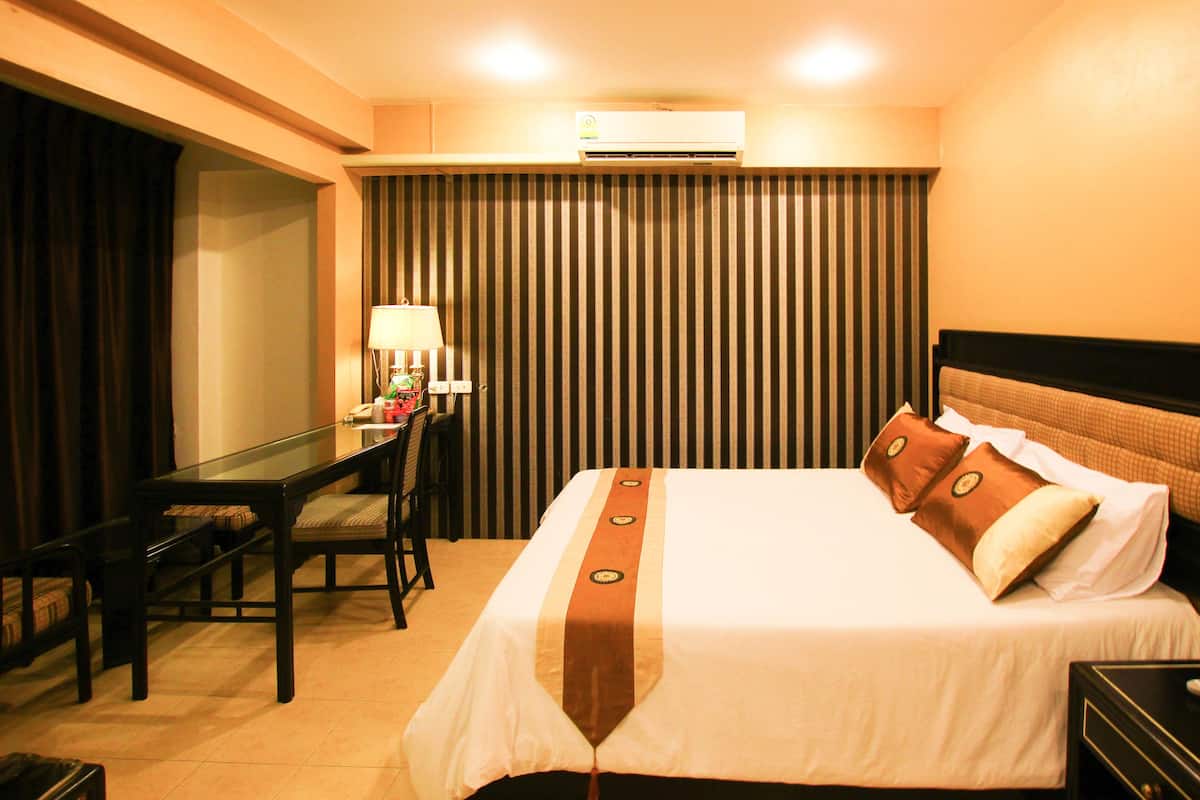 Habitación | Ropa de cama hipoalergénica y minibar