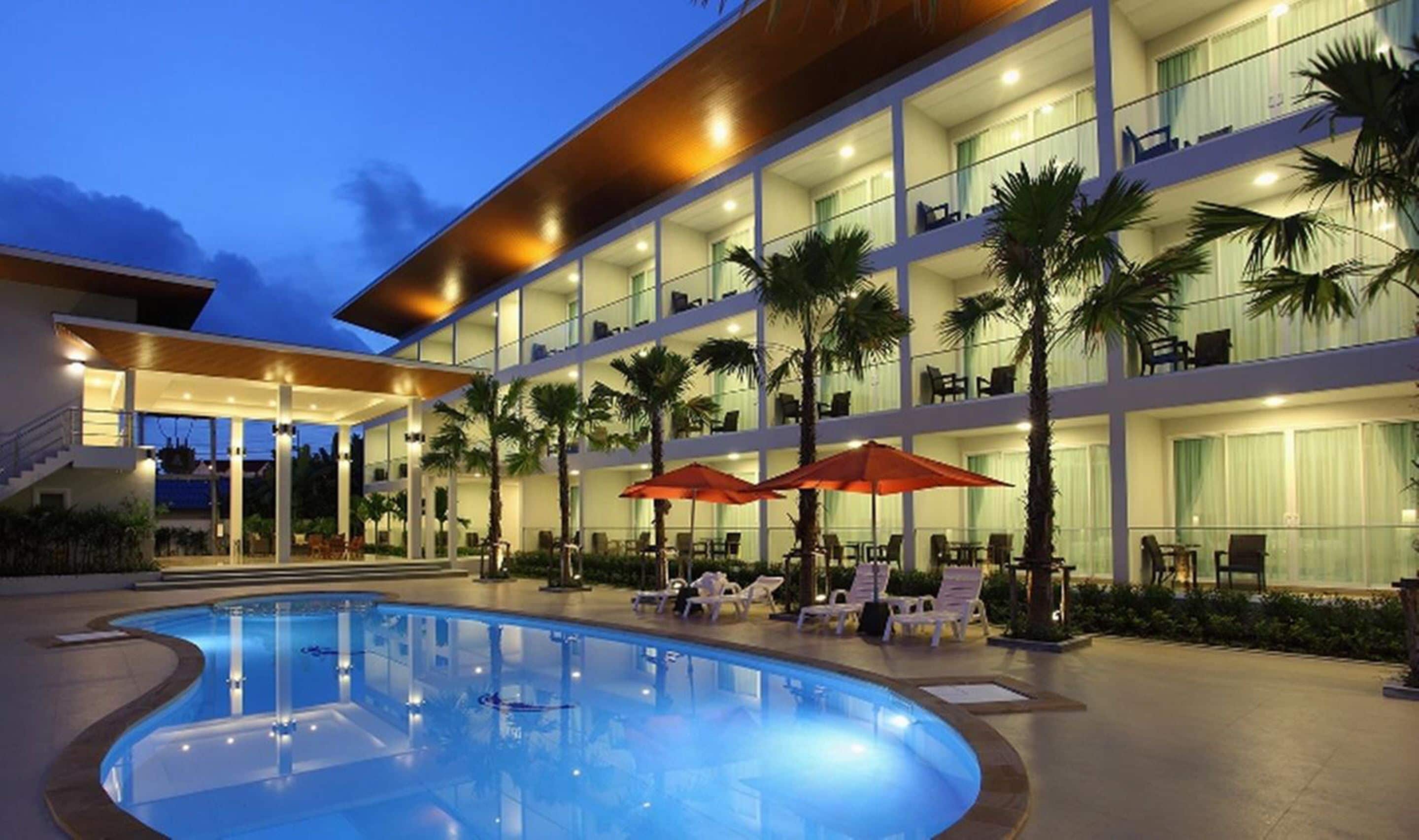 Outdoor pool, pool umbrellas, pool loungers