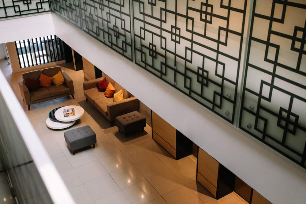 Dynasty Tourist Inn