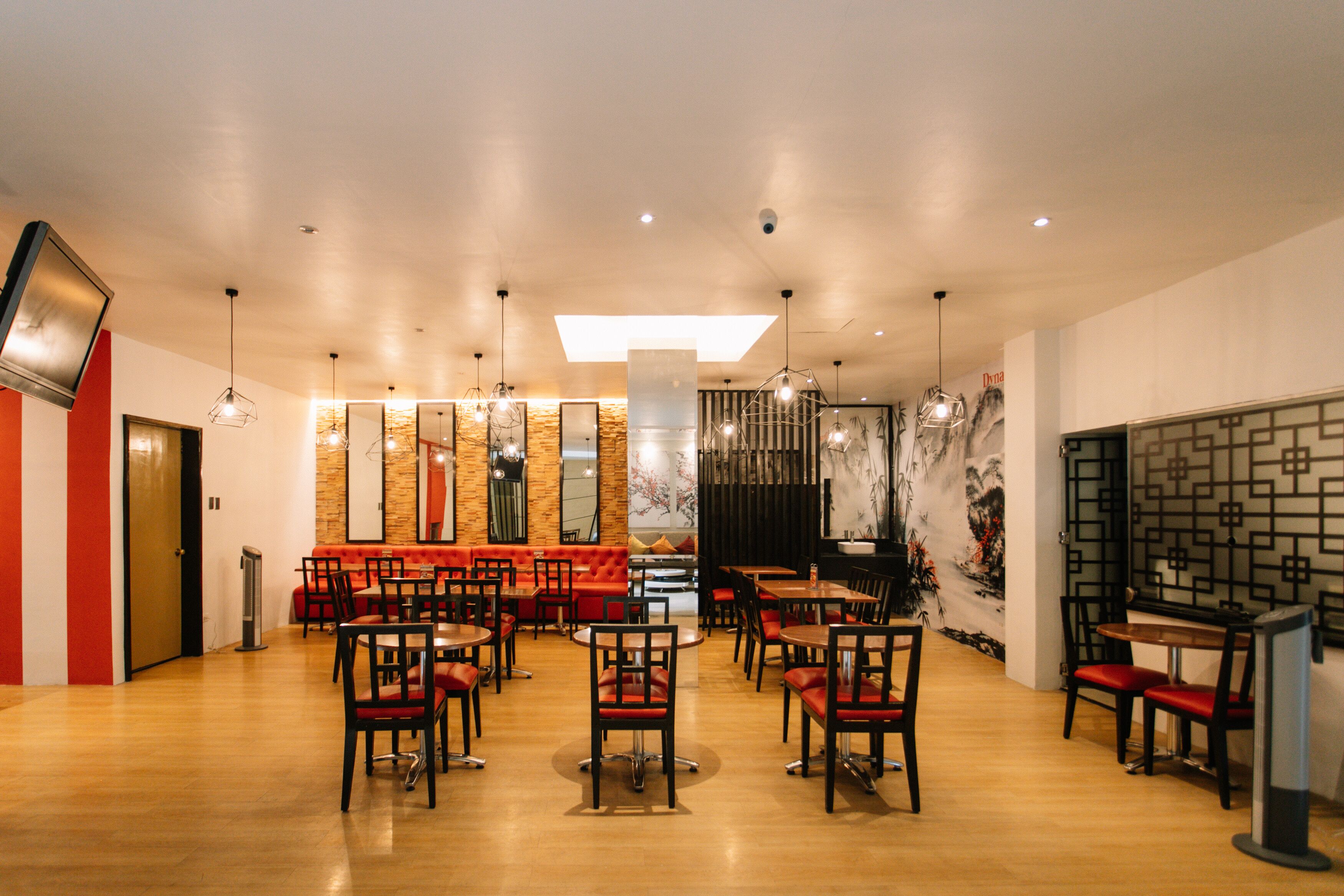 Aamiainen (180 PHP per henkilö)