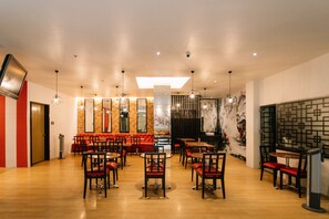 Daily cooked-to-order breakfast (PHP 180 per person) - Dynasty Tourist Inn (Cebu City)