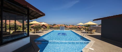 Udendørs pool