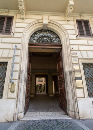 Front of property - A Peace Of Rome (Rome)