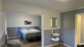 Standard Triple Room | Free WiFi, bed sheets