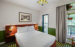 Chambre Classique, 1 grand lit, balcon