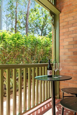 三人房 | 高級寢具、書桌、遮光布/窗簾、隔音