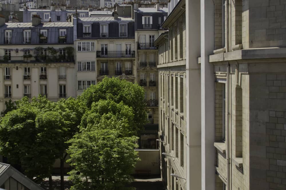 Le Montclair Montmartre by River - Hostel
