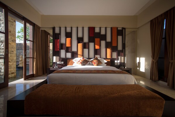 3 bedrooms, premium bedding, in-room safe, free WiFi