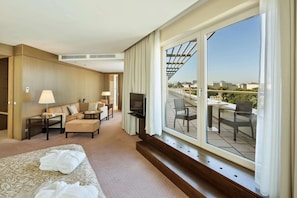 Sondersuite | Zimmersafe, Schreibtisch, schallisolierte Zimmer, Bügeleisen/Bügelbrett