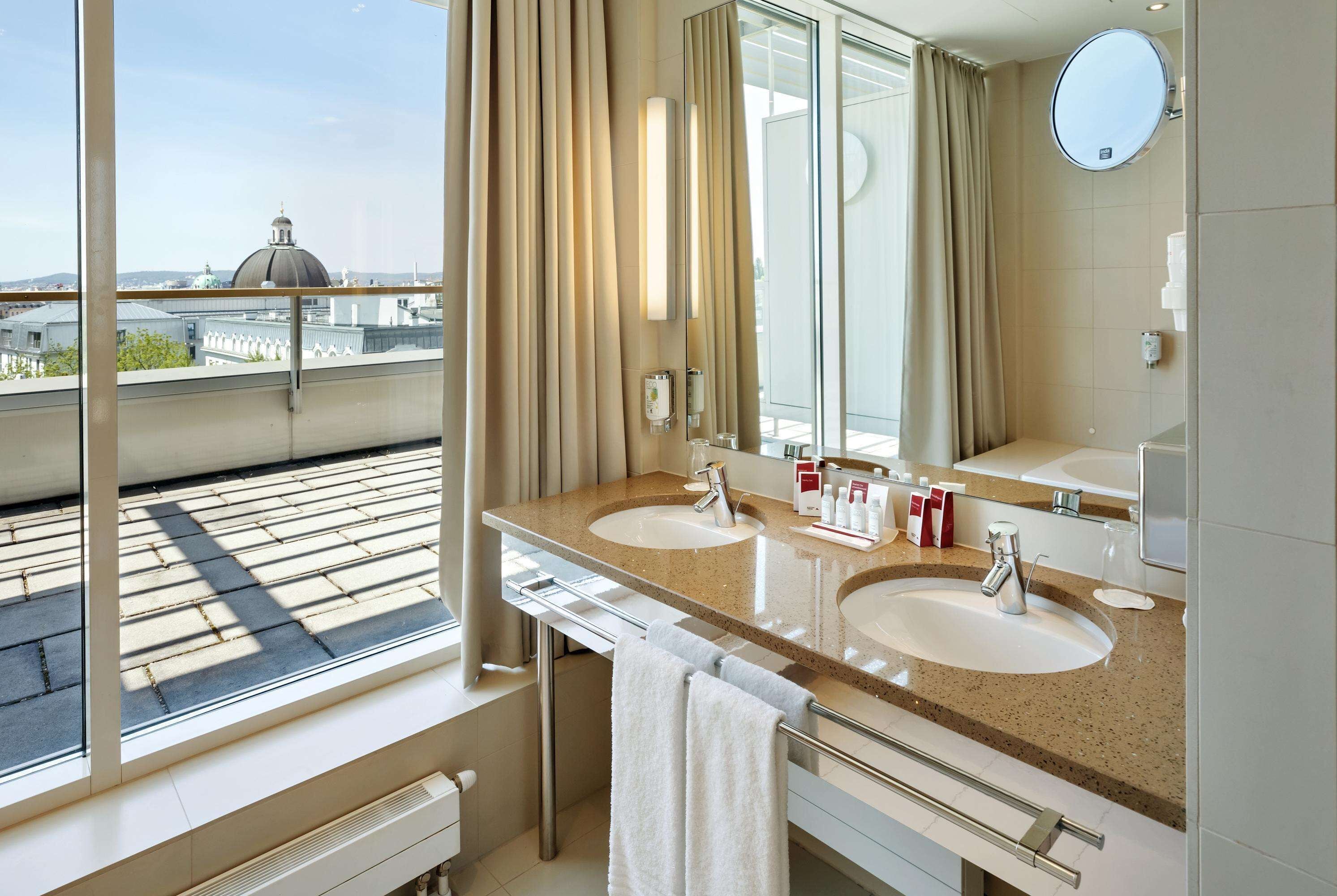 special suite | bathroom | free toiletries, hair dryer, bidet, towels