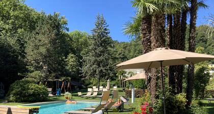 Villa Siesta, Park & Pool Living