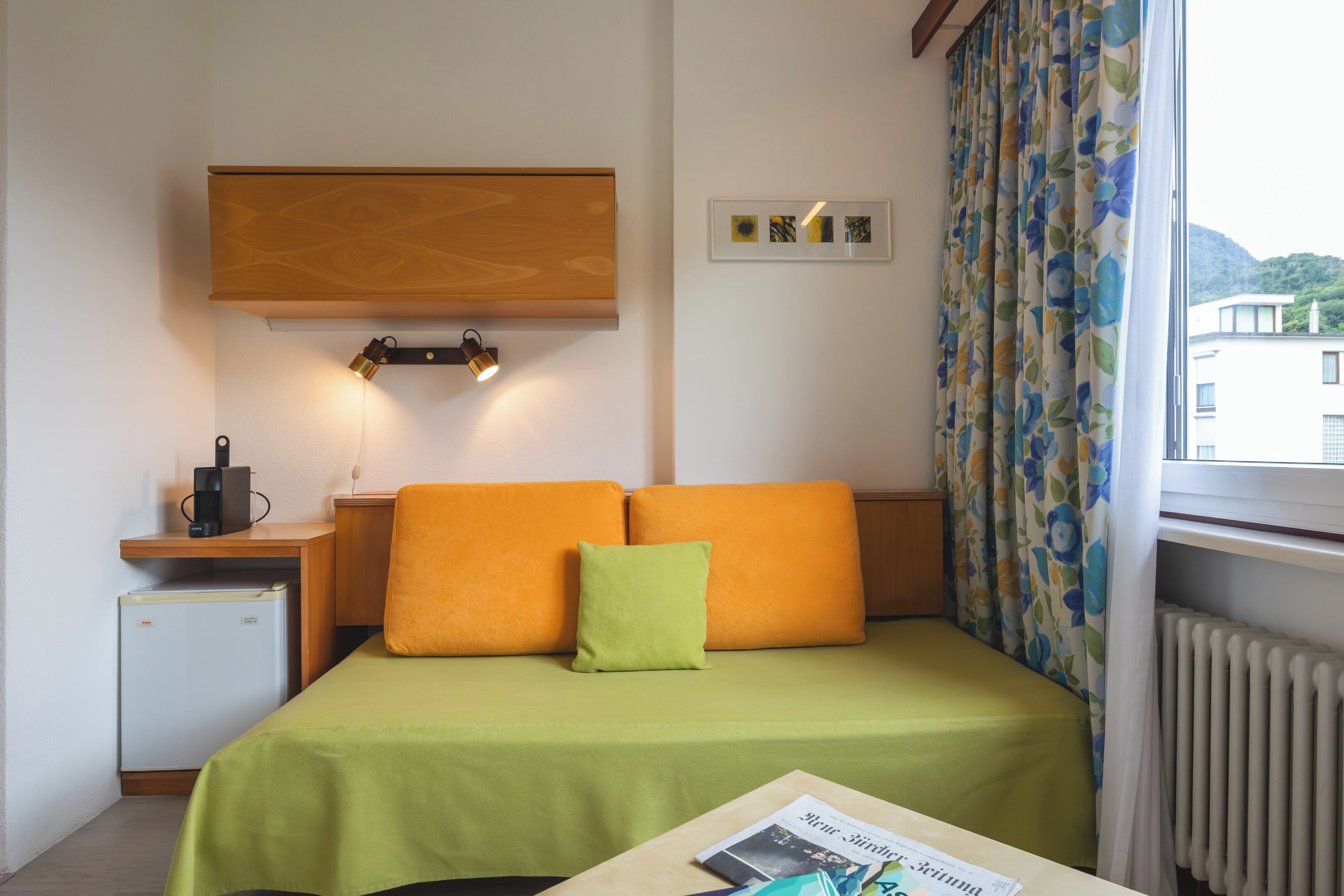 Economy Double Room, 1 Bedroom | Living area | Flat-screen TV, toys