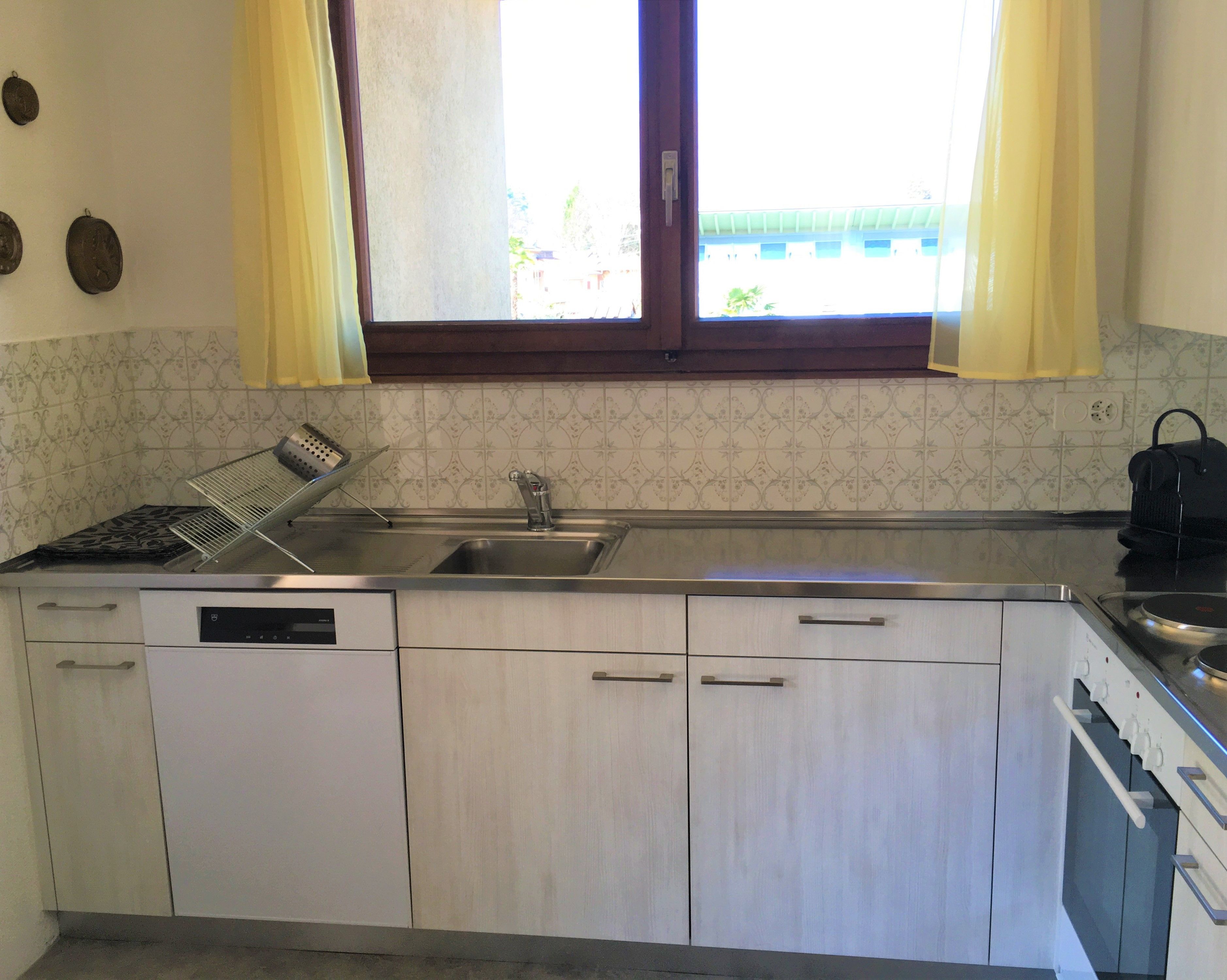 family penthouse, 4 bedrooms, terrace, garden view | private kitchen | full-sized fridge, stovetop, espresso maker, coffee/tea maker