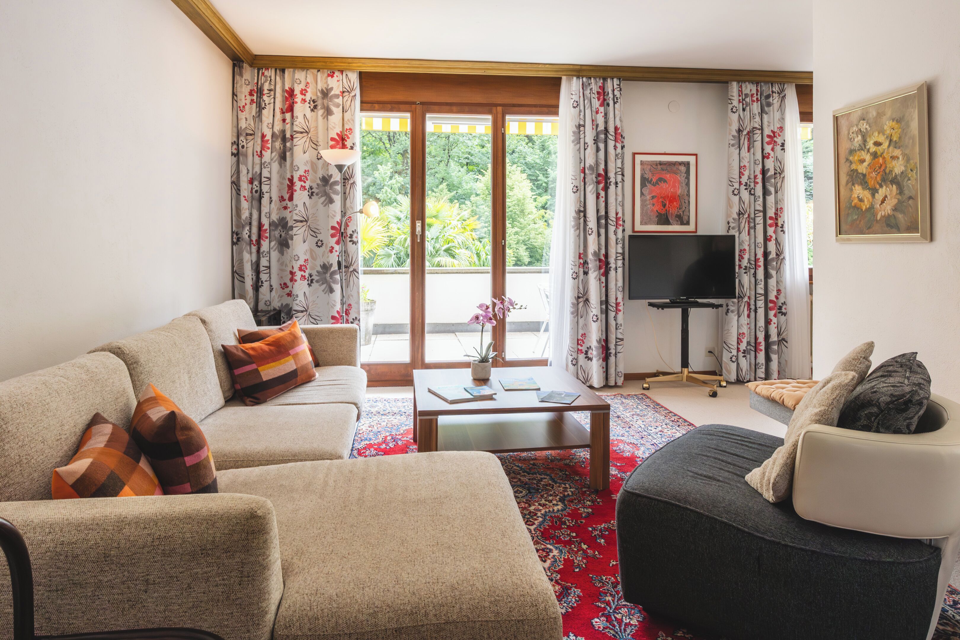 Familien-Penthouse, 4 Schlafzimmer, Terrasse, Gartenblick | Badezimmer | Dusche, kostenlose Toilettenartikel, Haartrockner, Handtücher