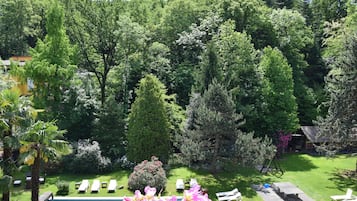 Familien-Penthouse, 4 Schlafzimmer, Terrasse, Gartenblick | Blick auf den Garten