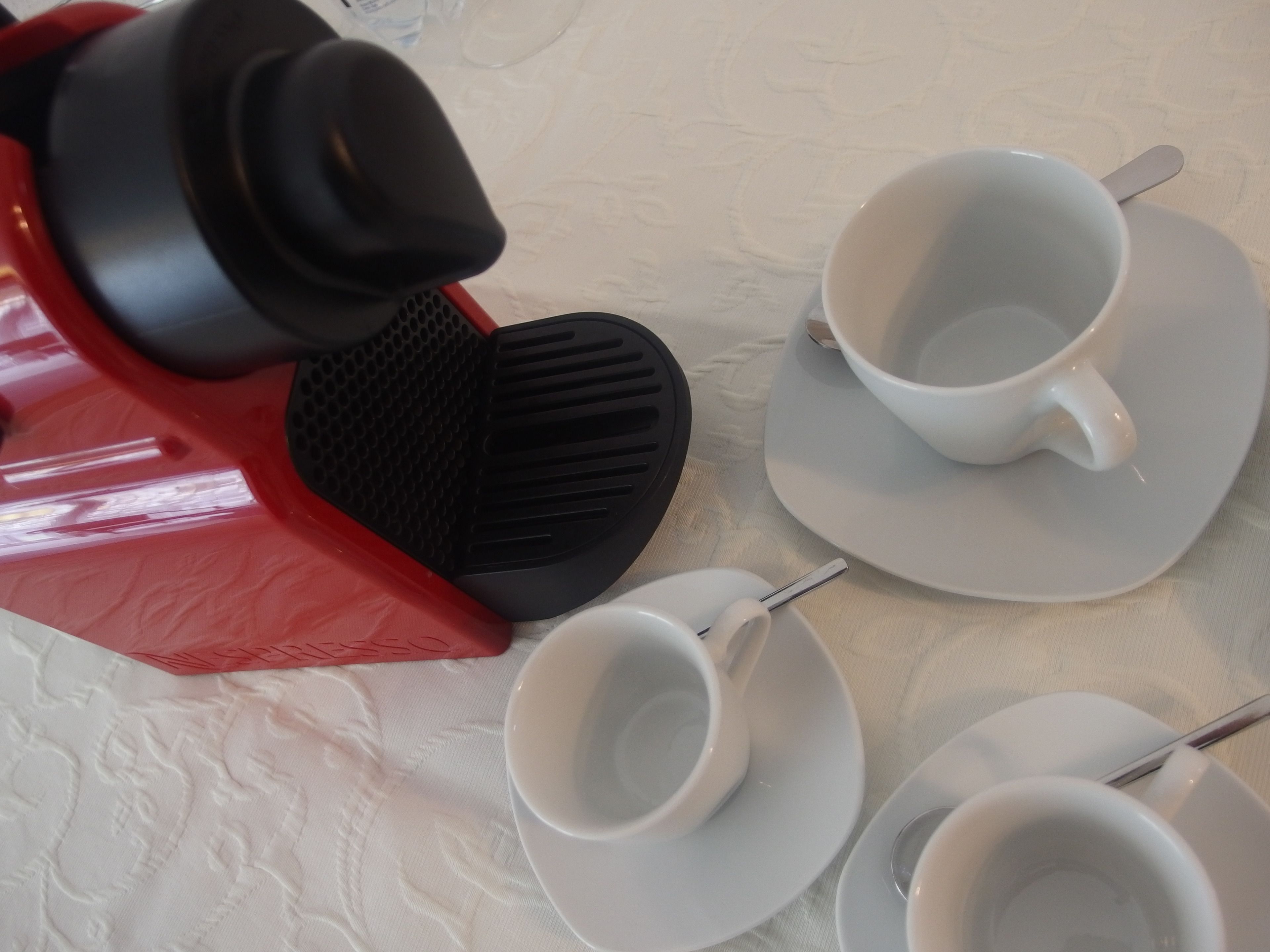 economy double room, 1 bedroom | 1 bedroom, premium bedding, in-room safe, desk