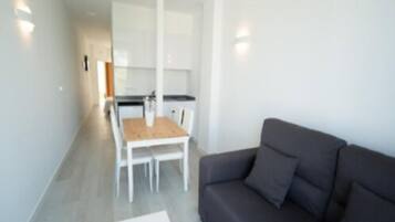 Studiosuite – standard | Oppholdsrom | TV