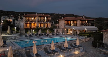 Karavia Lux Inn