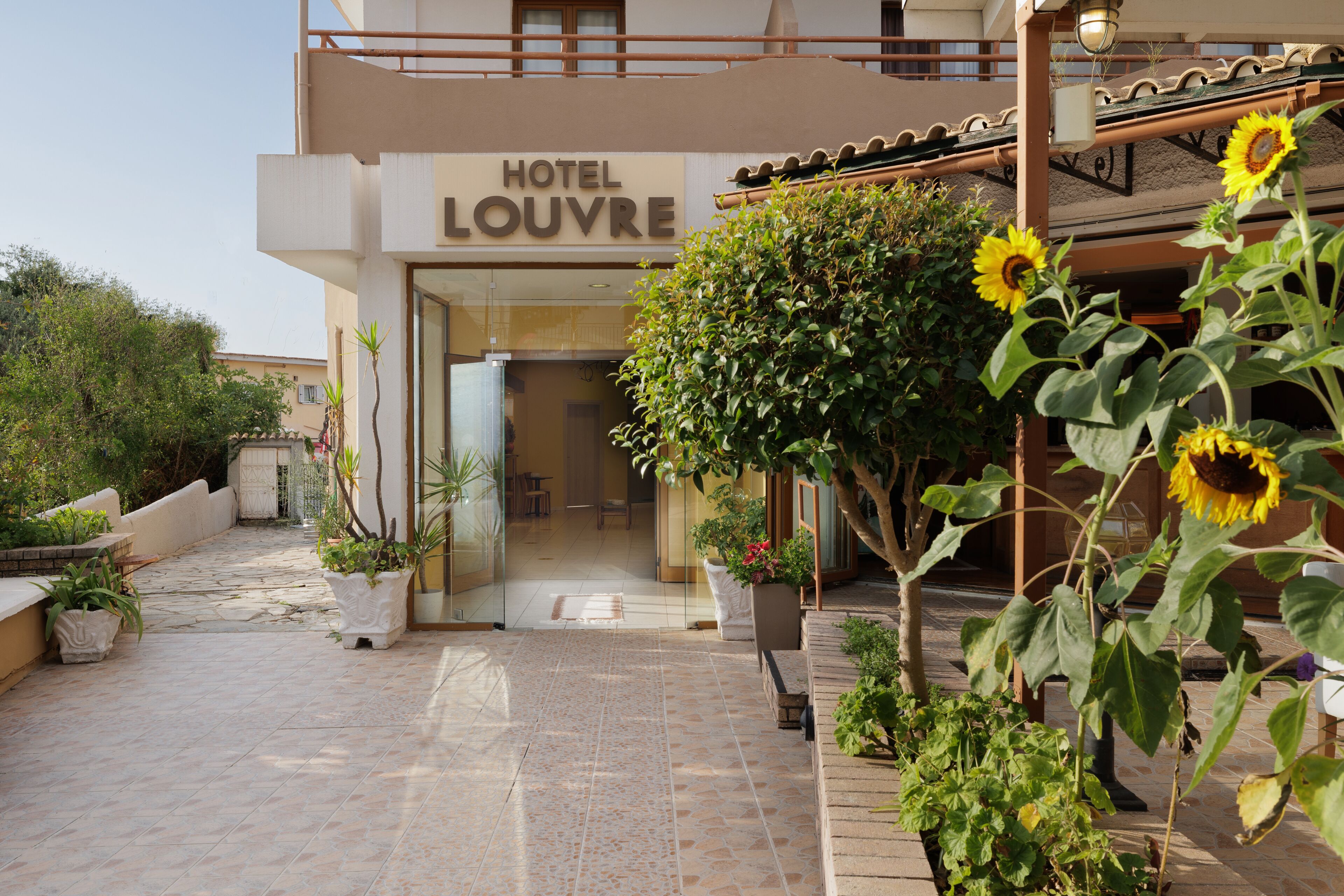 Foto - Louvre Hotel