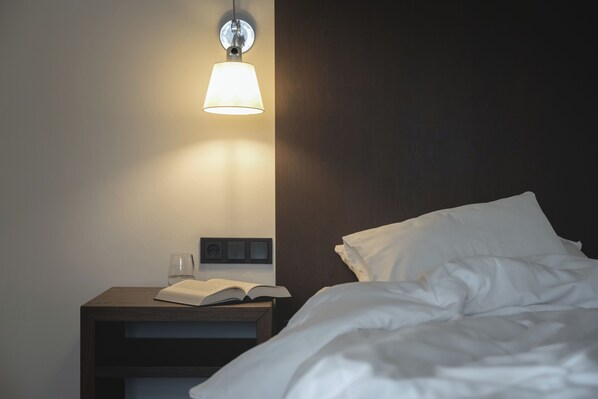 Premium bedding, in-room safe, desk, laptop workspace - GolfHotel Gut Neuenhof (Fröndenberg/Ruhr)