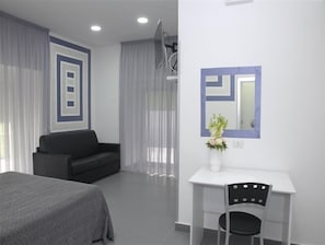 In-room safe, desk, free WiFi, bed sheets