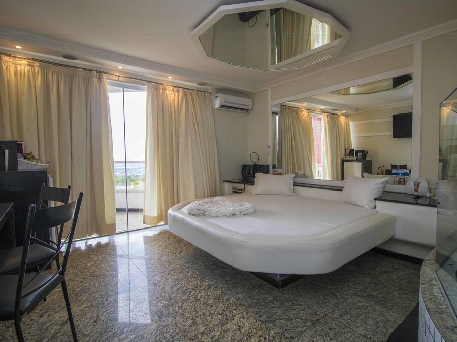 Classic-Doppelzimmer | Minibar, Bettwäsche