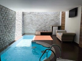 Quarto presidencial | Piscina particular