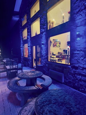 Terrace/patio - Qube Hotel (Polk City)
