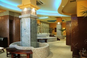 Turkiskt bad/hamam, kroppsbehandlingar och kroppsinpackningar