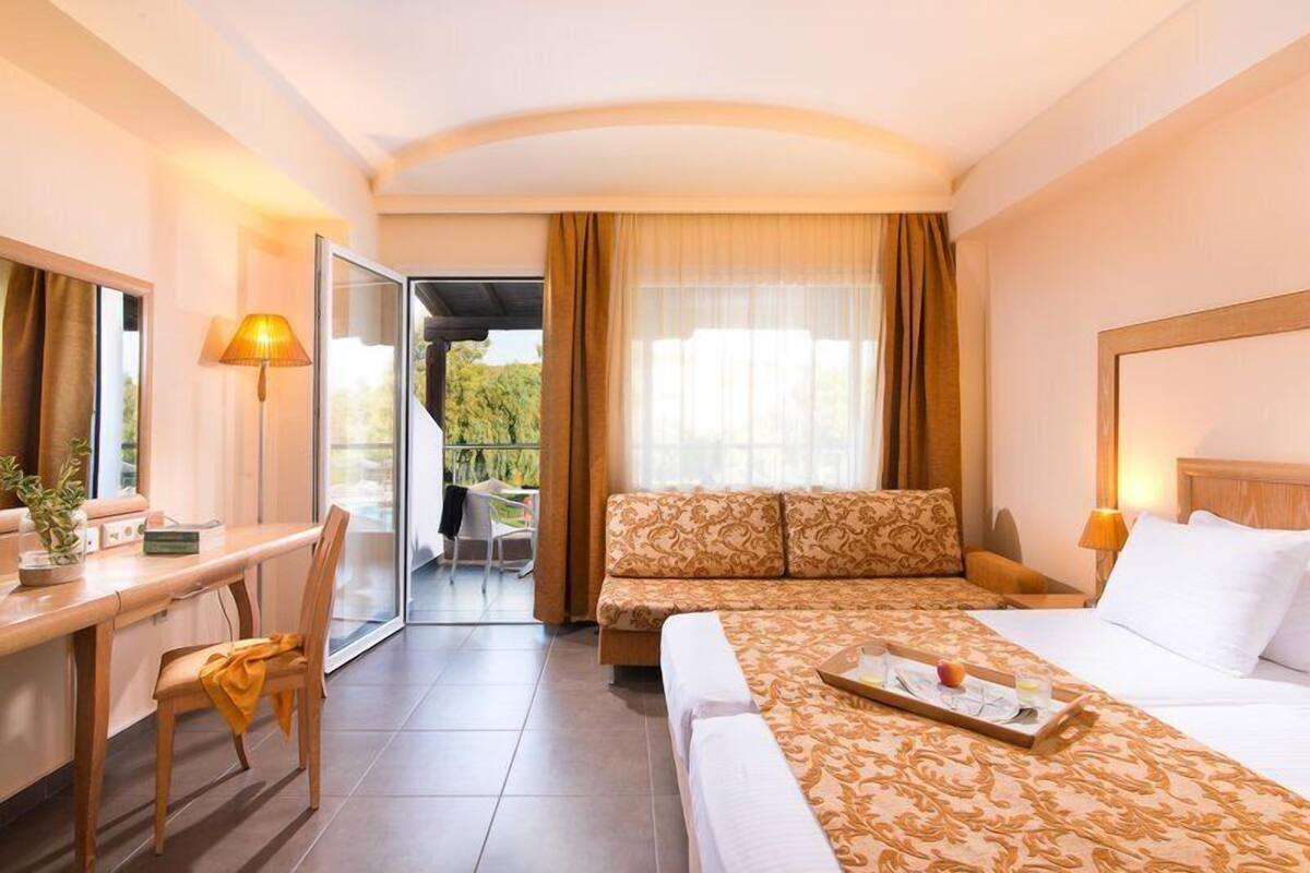 Standard Double or Twin Room, Pool View | In-room safe, soundproofing, iron/ironing board (on request)