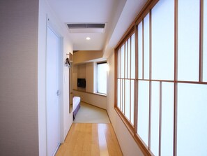 Corner Double, Tatami floor (need to take off shoes), Non Smoking | Premium bedding, in-room safe, desk, blackout drapes