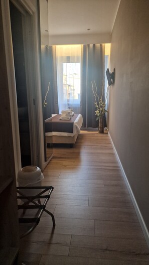 Design Double Room | 1 bedroom, hypo-allergenic bedding, soundproofing, free WiFi - B&B Living (Rome)