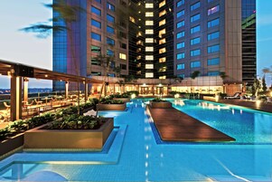 Outdoor pool, pool loungers