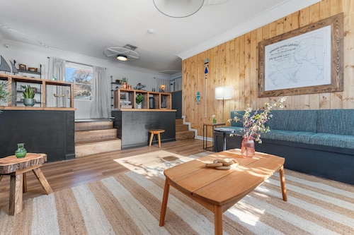 Suwannee Gables Motel and Marina