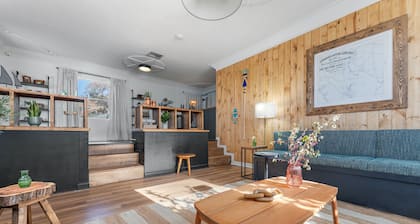 Suwannee Gables Motel and Marina