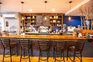 Coffee shop
